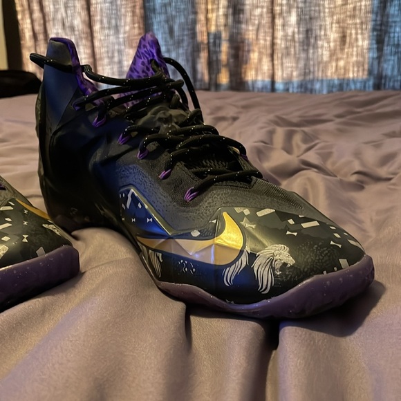 Black History Month Lebron 11 - Picture 3 of 8